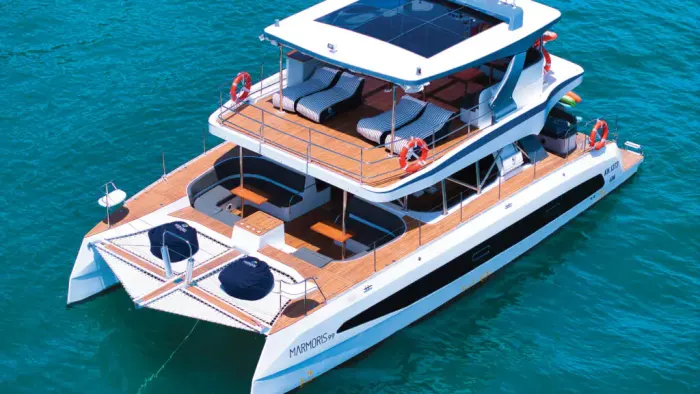 Yacht Trip in Nha Trang: Day Cruise, Sunset Cruise and How to Choose